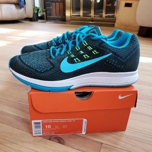 Men's Nike Zoom Structure 18 size 10